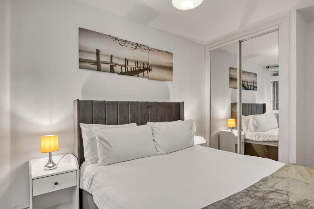 Peaceful 2-Bed South Bank Apartamento Londres Exterior foto