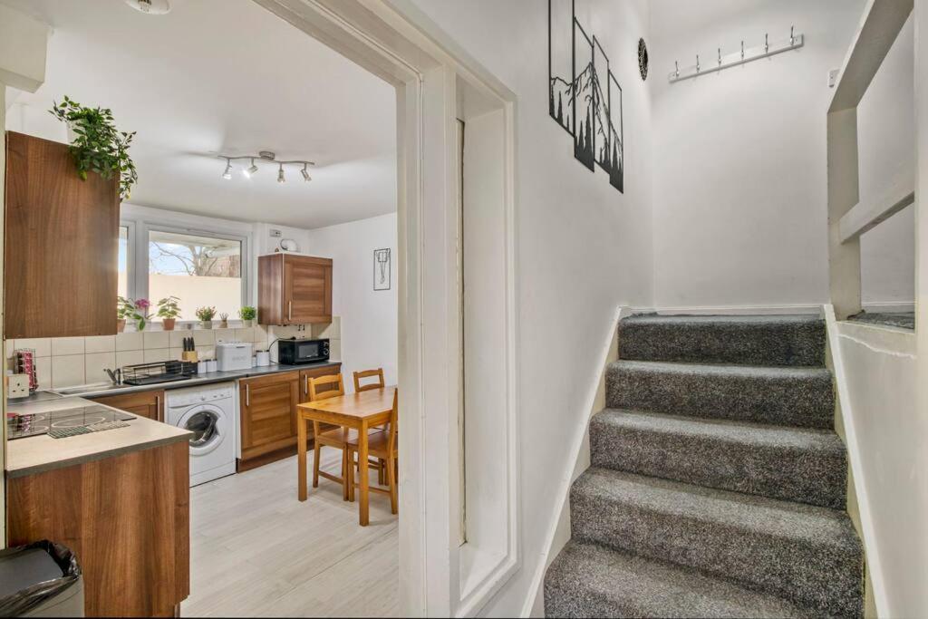 Peaceful 2-Bed South Bank Apartamento Londres Exterior foto